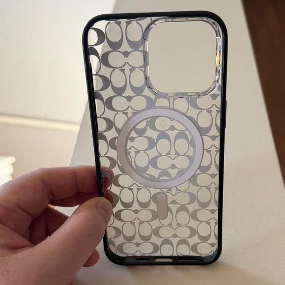 “COACH”iPhone 15 Pro Max phone case.(MagSafe,color-clear/black).Like new🤍🖤 - Picture 9 of 12